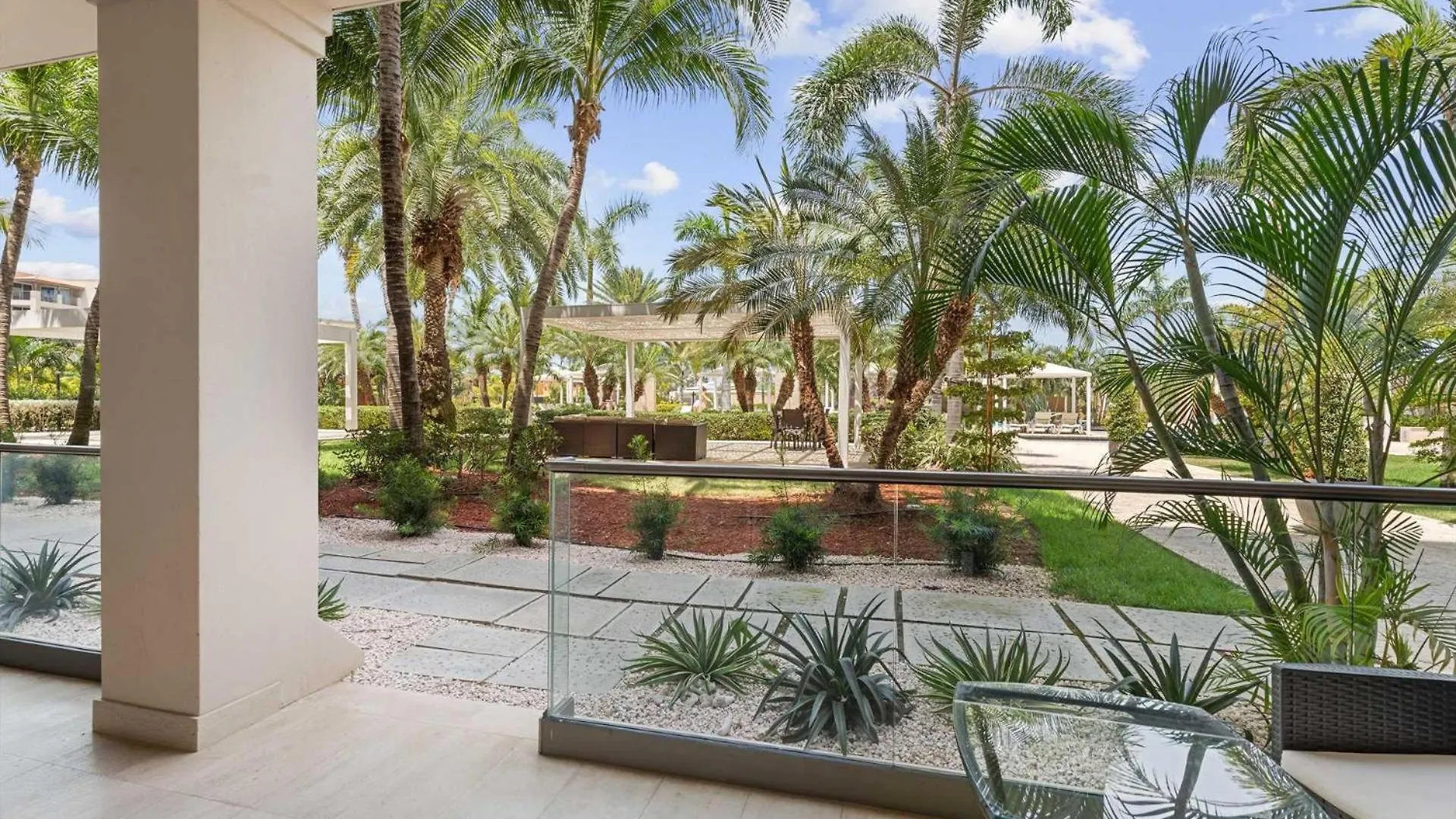 Eagle Beach - Pearl Garden 2Br Condo - Lv103 Palm Beach